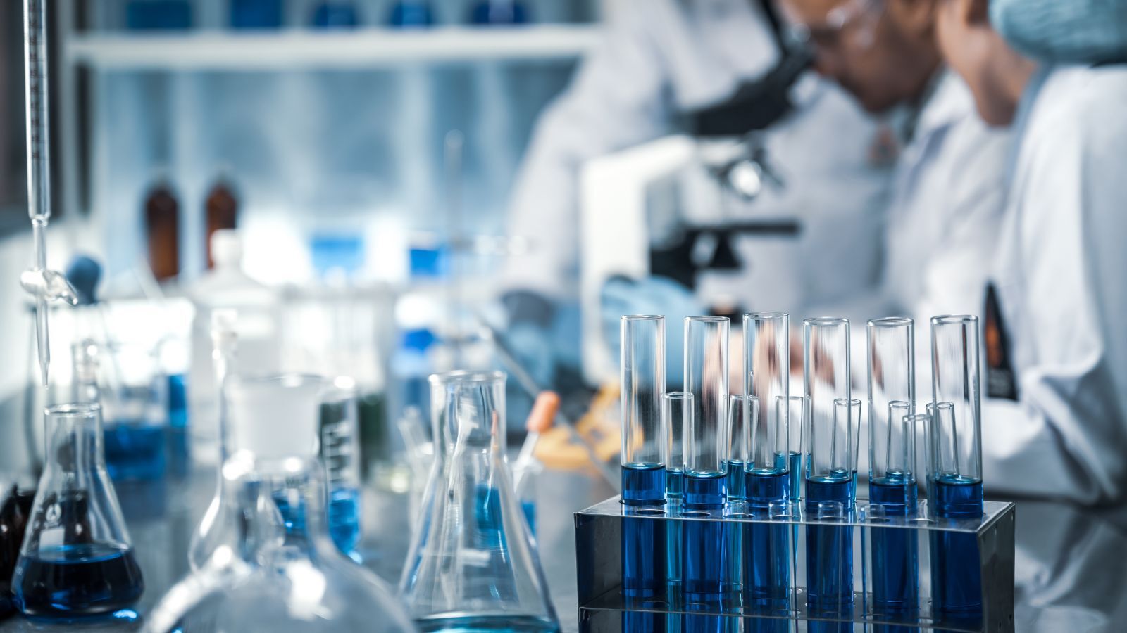 Pharmaceutical laboratory glassware